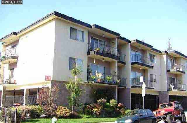 3401 RICHMOND BLVD, OAKLAND, California 94611-5880, ,Comm Ri Multi-units 5+,For Sale,RICHMOND BLVD,40002528