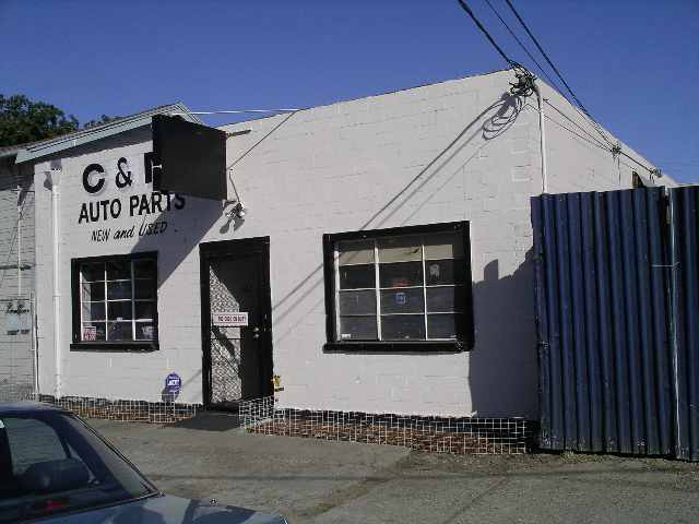 944 86TH AVE, OAKLAND, California 94621-1642, ,Comm Industrial For Sale,For Sale,86TH AVE,40934379