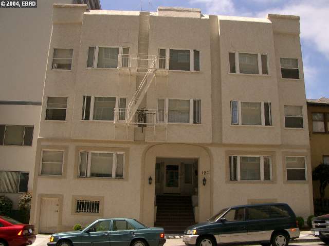 123 17TH STREET, OAKLAND, California 94612-4669, ,Comm Ri Multi-units 5+,For Sale,17TH STREET,40029541