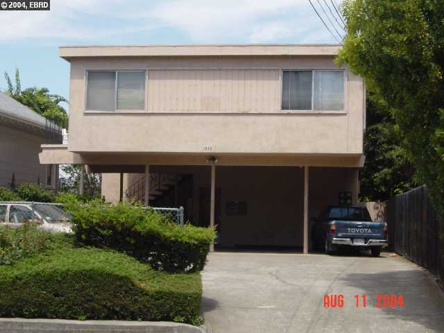 1933 STUART ST, BERKELEY, California 94703, ,Comm Ri Multi-units 5+,For Sale,STUART ST,40034913