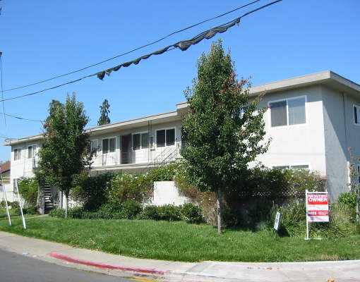 555 VIA MANZANAS, SAN LORENZO, California 94580-2942, ,Comm Ri Multi-units 5+,For Sale,VIA MANZANAS,40041730