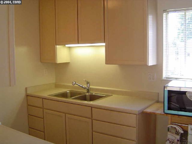 1900 7TH ST, BERKELEY, California 94710-2063, ,Comm Ri Multi-units 5+,For Sale,7TH ST,40046469