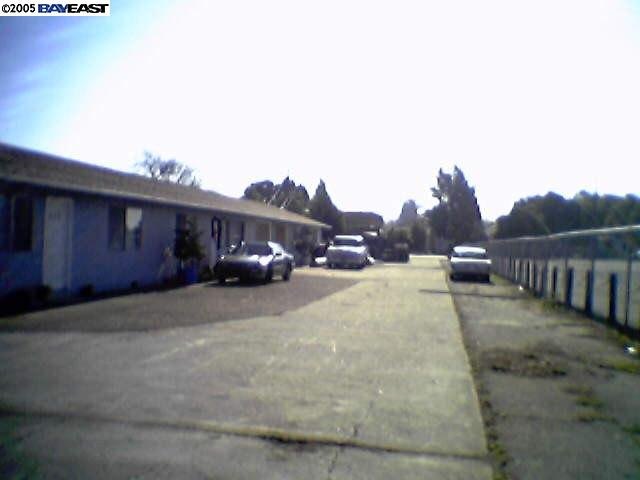627 MARIN AVE, HAYWARD, California 94541-6103, ,Comm Ri Multi-units 5+,For Sale,MARIN AVE,40052967
