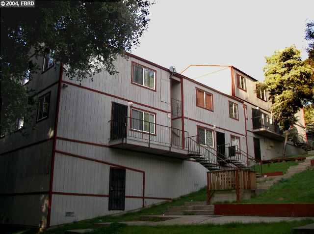 6701 LAIRD AVE, OAKLAND, California 94605, ,Comm Ri Multi-units 5+,For Sale,LAIRD AVE,40056792