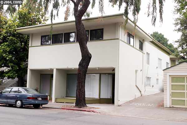 1711 M L KING JR WAY, BERKELEY, California 94709, ,Comm Ri Multi-units 5+,For Sale,M L KING JR WAY,40060148