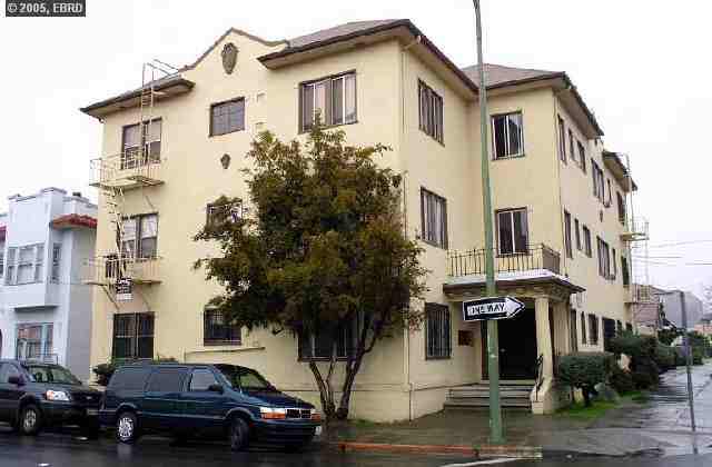 640 15TH ST, OAKLAND, California 94606-2959, ,Comm Ri Multi-units 5+,For Sale,15TH ST,40062018