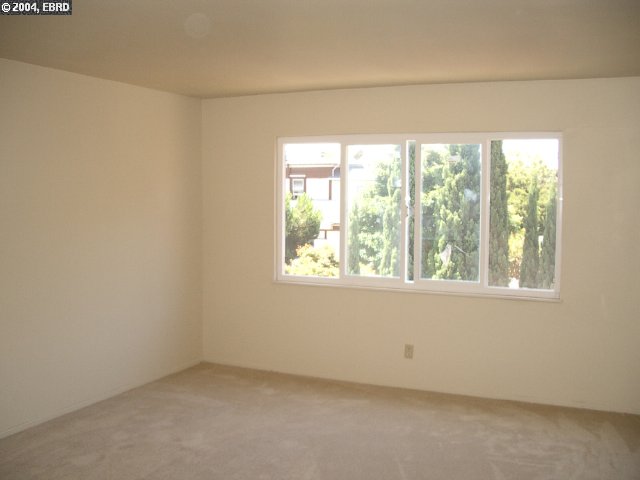 1804 SANTA CLARA AVENUE, ALAMEDA, California 94501, ,Comm Ri Multi-units 5+,For Sale,SANTA CLARA AVENUE,40062292