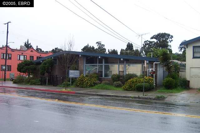 3003 FRUITVALE AVE, OAKLAND, California 94602-2110, ,Comm Industrial For Sale,For Sale,FRUITVALE AVE,40934993