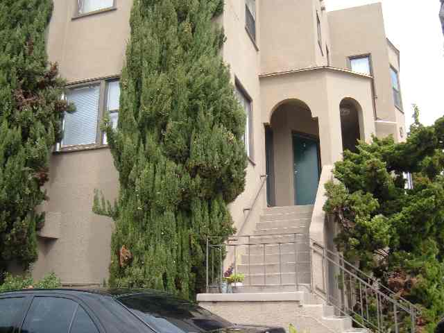 3755 EMERSON WAY, OAKLAND, California 94610-2850, ,Comm Ri Multi-units 5+,For Sale,EMERSON WAY,40070921