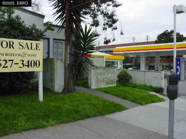 1276 UNIVERSITY AVE, BERKELEY, California 94702-1725, ,Comm Industrial For Sale,For Sale,UNIVERSITY AVE,40935128