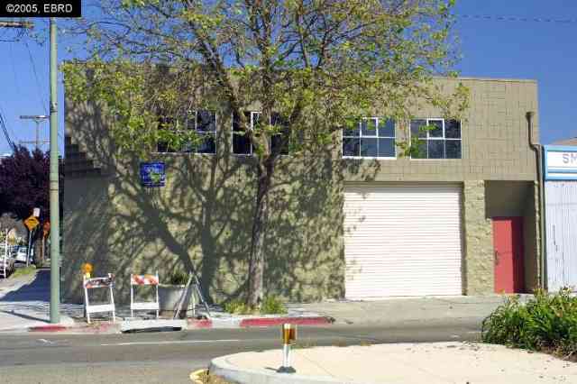 5532 SAN PABLO AVE, OAKLAND, California 94608-2726, ,Comm Industrial For Sale,For Sale,SAN PABLO AVE,40935188