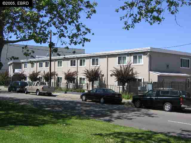 1080 STANFORD AVE, OAKLAND, California 94608-2350, ,Comm Ri Multi-units 5+,For Sale,STANFORD AVE,40075300