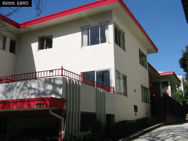 2435 HILGARD AVE, BERKELEY, California 94709-1233, ,Comm Ri Multi-units 5+,For Sale,HILGARD AVE,40078286