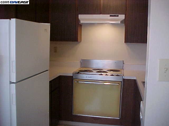 3351 Norton Way, PLEASANTON, California 94566, ,Comm Ri Multi-units 5+,For Sale,Norton Way,40080705