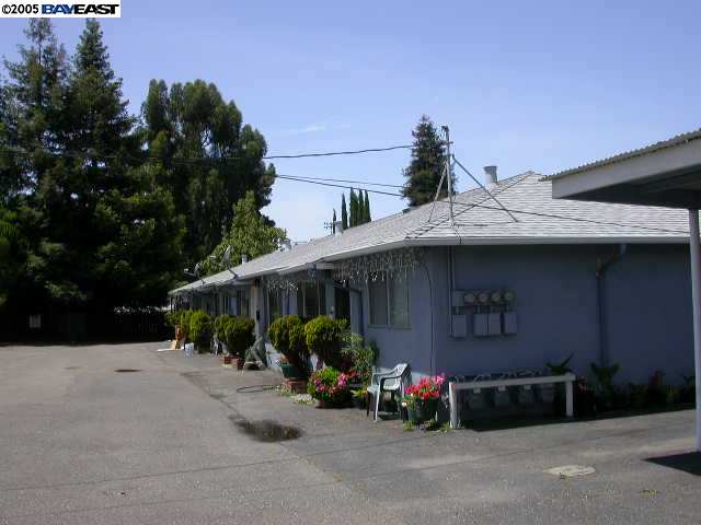 22235 PERALTA ST, HAYWARD, California 94541-3919, ,Comm Ri Multi-units 5+,For Sale,PERALTA ST,40082975