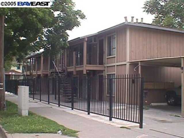 638 MADISON ST, STOCKTON, California 95202-1948, ,Comm Ri Multi-units 5+,For Sale,MADISON ST,40084200