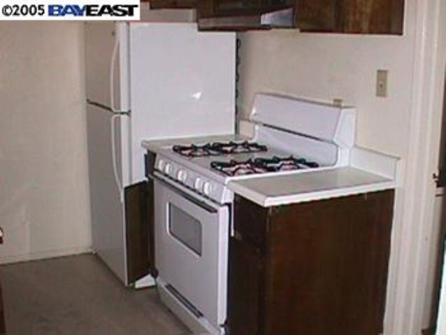 638 MADISON ST, STOCKTON, California 95202-1948, ,Comm Ri Multi-units 5+,For Sale,MADISON ST,40084200