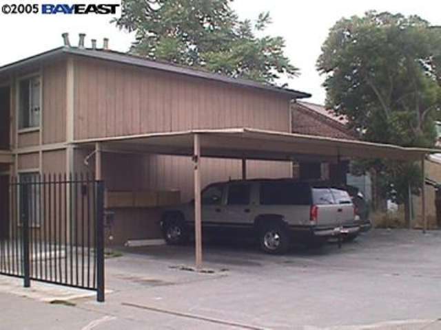 638 MADISON ST, STOCKTON, California 95202-1948, ,Comm Ri Multi-units 5+,For Sale,MADISON ST,40084200
