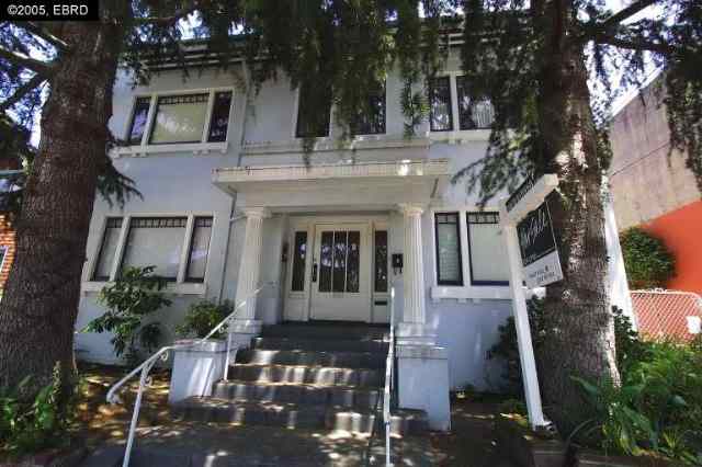 3161 COLLEGE AVE, BERKELEY, California 94705-2723, ,Comm Ri Multi-units 5+,For Sale,COLLEGE AVE,40086918
