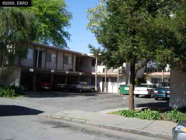 10778 PIPPIN ST, OAKLAND, California 94603-3761, ,Comm Ri Multi-units 5+,For Sale,PIPPIN ST,40092338
