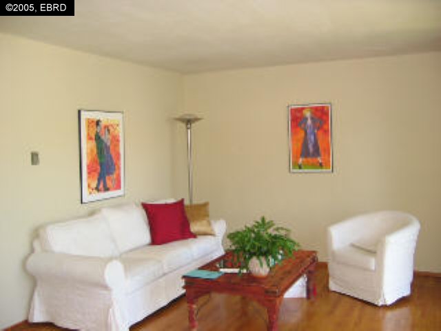 2427 MCKINLEY AVENUE, BERKELEY, California 94703-1949, ,Comm Ri Multi-units 5+,For Sale,MCKINLEY AVENUE,40093078