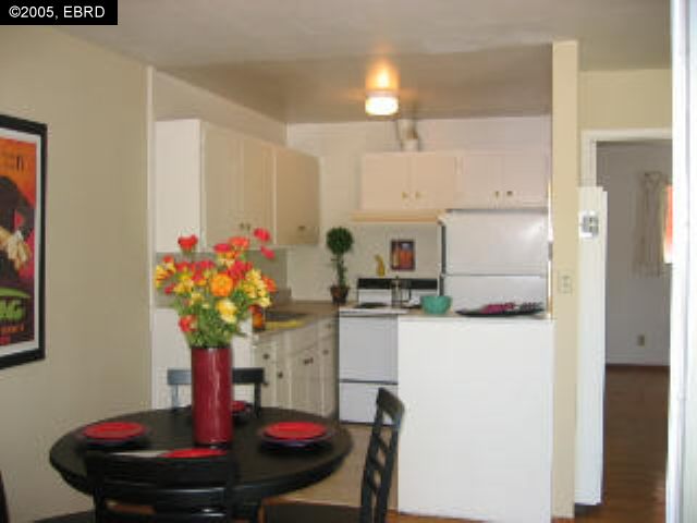 2427 MCKINLEY AVENUE, BERKELEY, California 94703-1949, ,Comm Ri Multi-units 5+,For Sale,MCKINLEY AVENUE,40093078
