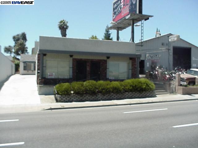 21071 Foothill Blvd, HAYWARD, California 94541, ,Comm Industrial For Lease,For Rent,Foothill Blvd,40934725
