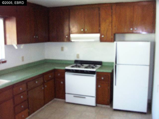 1632 WOOLSEY ST, BERKELEY, California 94703-2355, ,Comm Ri Multi-units 5+,For Sale,WOOLSEY ST,40101221