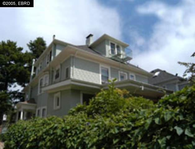 2418 ATHERTON ST, BERKELEY, California 94704-2113, ,Comm Ri Multi-units 5+,For Sale,ATHERTON ST,40107749