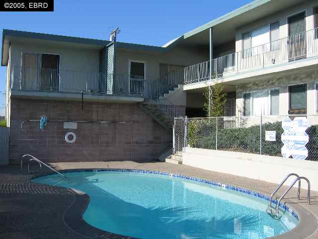 3020 SAN MATEO AVE, EL CERRITO, California 94530-3460, ,Comm Ri Multi-units 5+,For Sale,SAN MATEO AVE,40125050