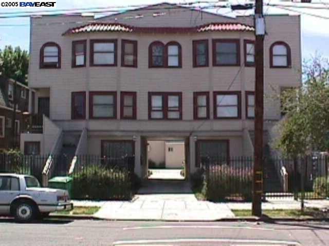 673 31ST ST, OAKLAND, California 94609-2945, ,Comm Ri Multi-units 5+,For Sale,31ST ST,40125157