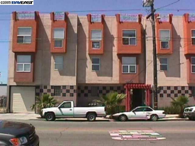 2335 MARKET ST, OAKLAND, California 94607-3454, ,Comm Ri Multi-units 5+,For Sale,MARKET ST,40130009