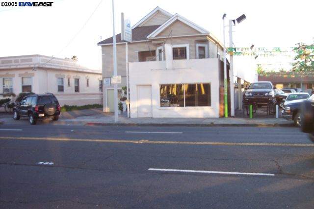 22211 MISSION BLVD, HAYWARD, California 94541-3909, ,Comm Ri Multi-units 5+,For Sale,MISSION BLVD,40133699