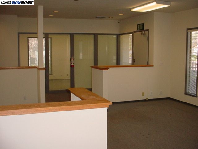 7977 Capwell Drive, Suite 200, OAKLAND, California 94621-2105, ,Comm Industrial For Lease,For Rent,Capwell Drive, Suite 200,40934860