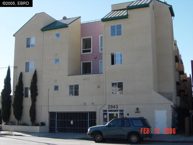 2943 MACARTHUR BLVD, OAKLAND, California 94602-3276, ,Comm Ri Multi-units 5+,For Sale,MACARTHUR BLVD,40142536