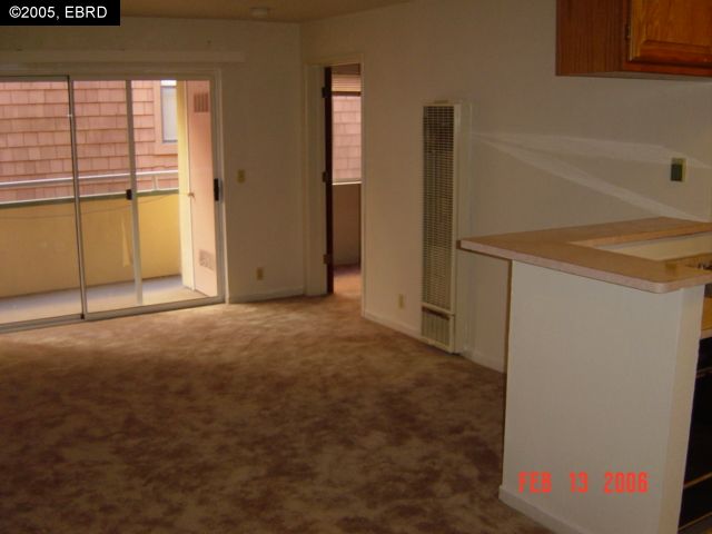 2943 MACARTHUR BLVD, OAKLAND, California 94602-3276, ,Comm Ri Multi-units 5+,For Sale,MACARTHUR BLVD,40142536
