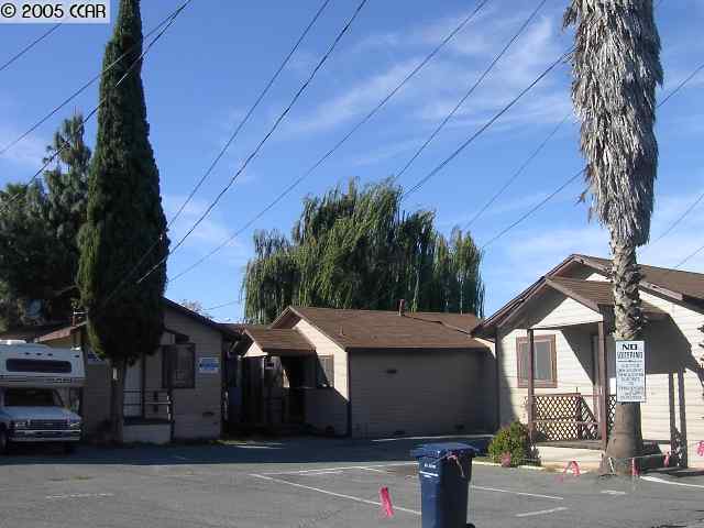 88 MADISON AVE, BAY POINT, California 94565-3371, ,Comm Ri Multi-units 5+,For Sale,MADISON AVE,40142547
