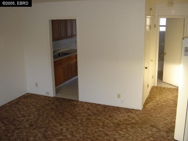 3136 COOLIDGE AVE, OAKLAND, California 94602-2741, ,Comm Ri Multi-units 5+,For Sale,COOLIDGE AVE,40143865
