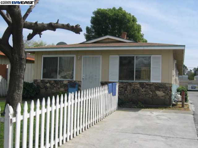 236 Selwyn Drive, MILPITAS, California 95035-5578, ,Comm Ri Multi-units 5+,For Sale,Selwyn Drive,40153456
