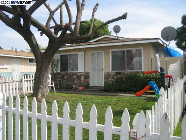 236 Selwyn Drive, MILPITAS, California 95035-5578, ,Comm Ri Multi-units 5+,For Sale,Selwyn Drive,40153456
