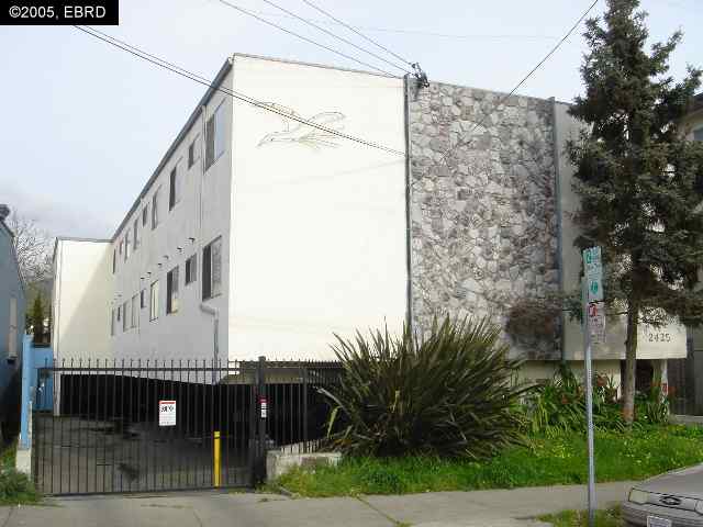 2425 GRANT ST, BERKELEY, California 94703-1964, ,Comm Ri Multi-units 5+,For Sale,GRANT ST,40154489