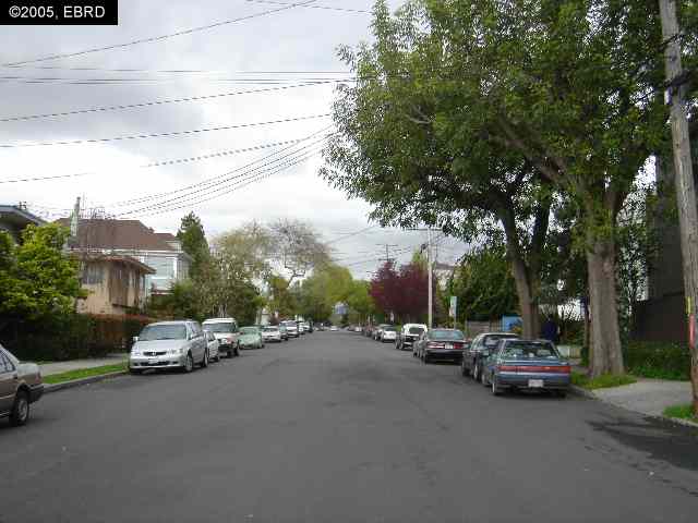 2425 GRANT ST, BERKELEY, California 94703-1964, ,Comm Ri Multi-units 5+,For Sale,GRANT ST,40154489