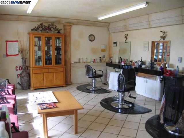 16244 14TH ST, SAN LEANDRO, California 94578-3004, ,Comm Ri Multi-units 5+,For Sale,14TH ST,40156651