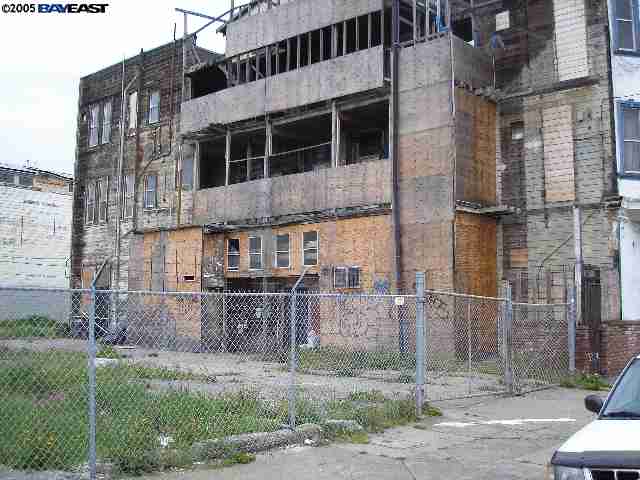 4701 SHATTUCK AVE., OAKLAND, California 94609, ,Comm Ri Multi-units 5+,For Sale,SHATTUCK AVE.,40158693