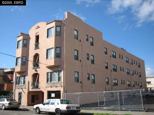 544 37TH ST, OAKLAND, California 94609-2453, ,Comm Ri Multi-units 5+,For Sale,37TH ST,40158904