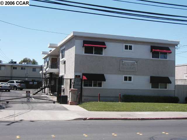 1681 Detroit Avenue, CONCORD, California 94520, ,Comm Ri Multi-units 5+,For Sale,Detroit Avenue,40164259