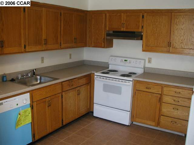 1681 Detroit Avenue, CONCORD, California 94520, ,Comm Ri Multi-units 5+,For Sale,Detroit Avenue,40164259
