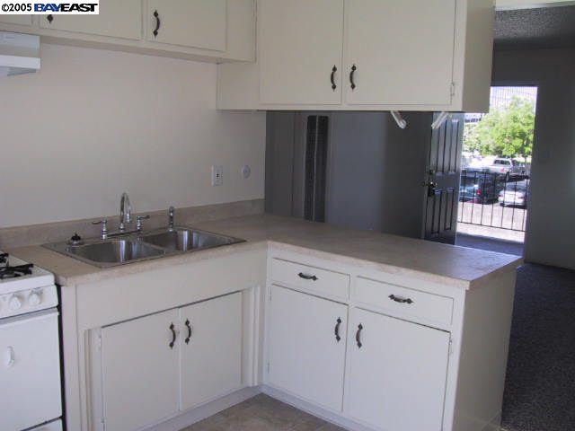 168 Granger, OTHER - SEE REMARKS, California 95350, ,Comm Ri Multi-units 5+,For Sale,Granger,40172250