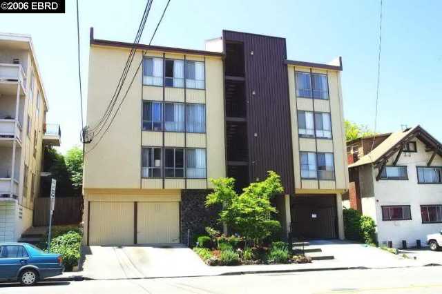 217 SANTA CLARA AVE, OAKLAND, California 94610-2666, ,Comm Ri Multi-units 5+,For Sale,SANTA CLARA AVE,40175351