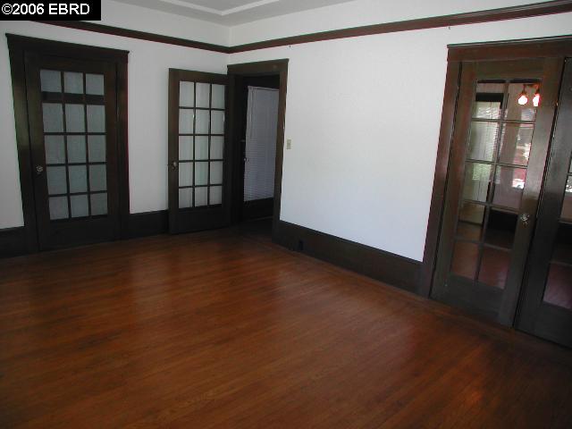 1379 Hampel Street, OAKLAND, California 94602, ,Comm Ri Multi-units 5+,For Sale,Hampel Street,40192792